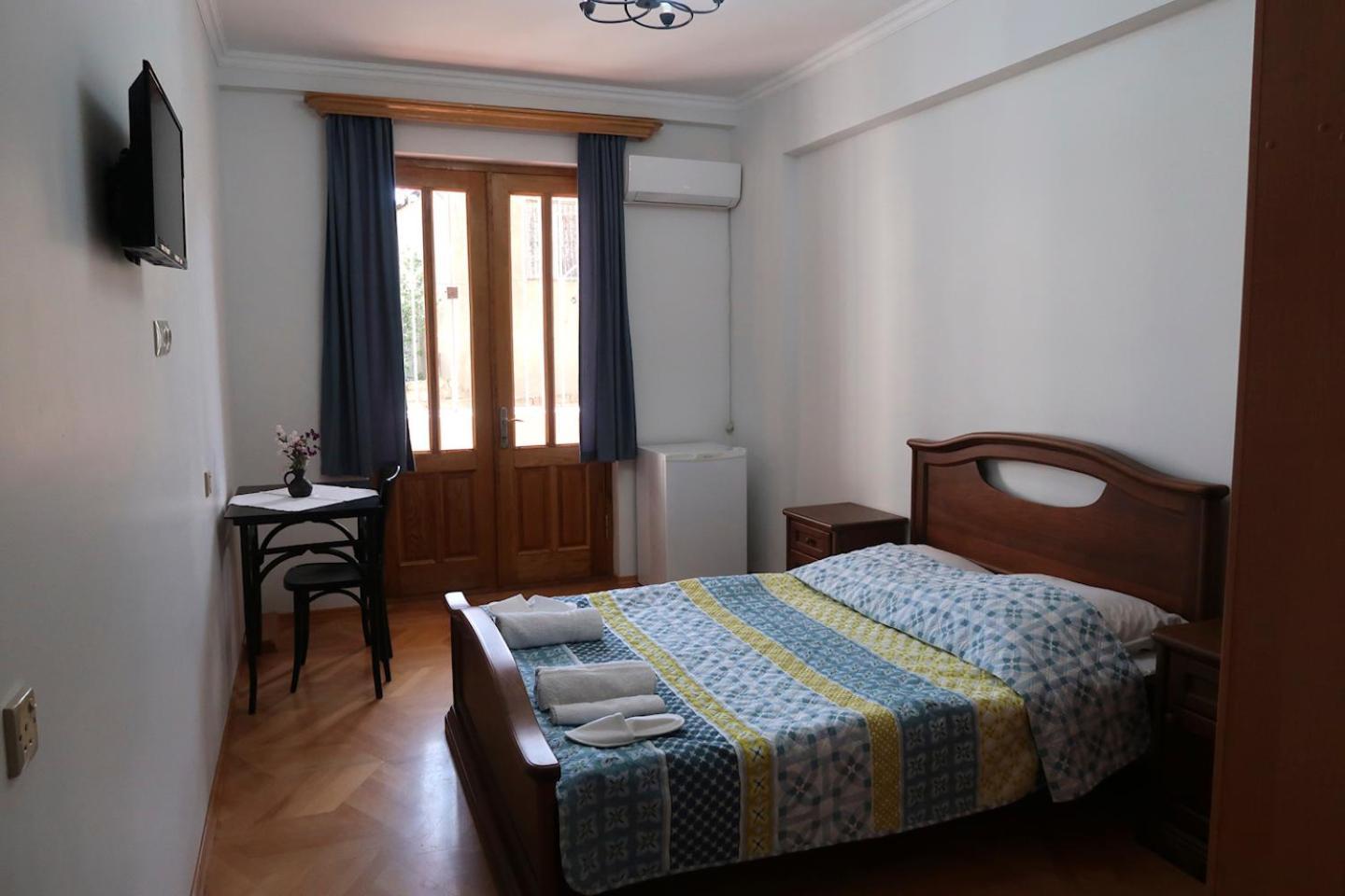 Guest House Merci Tbilisi Esterno foto