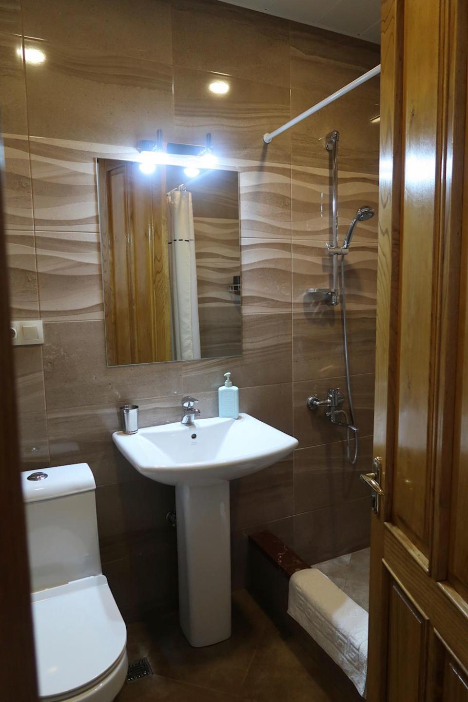 Guest House Merci Tbilisi Esterno foto