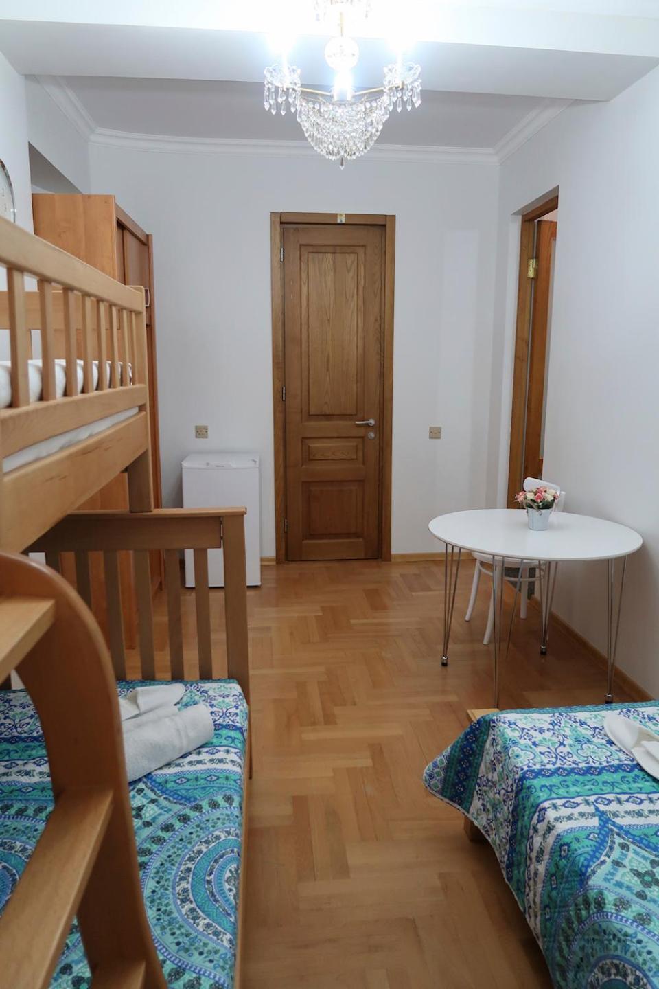 Guest House Merci Tbilisi Esterno foto